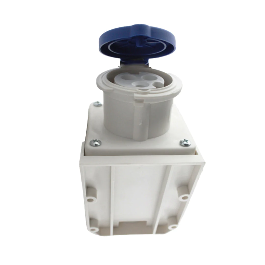 Industrial Socket 3 Pin 32A IP44 3